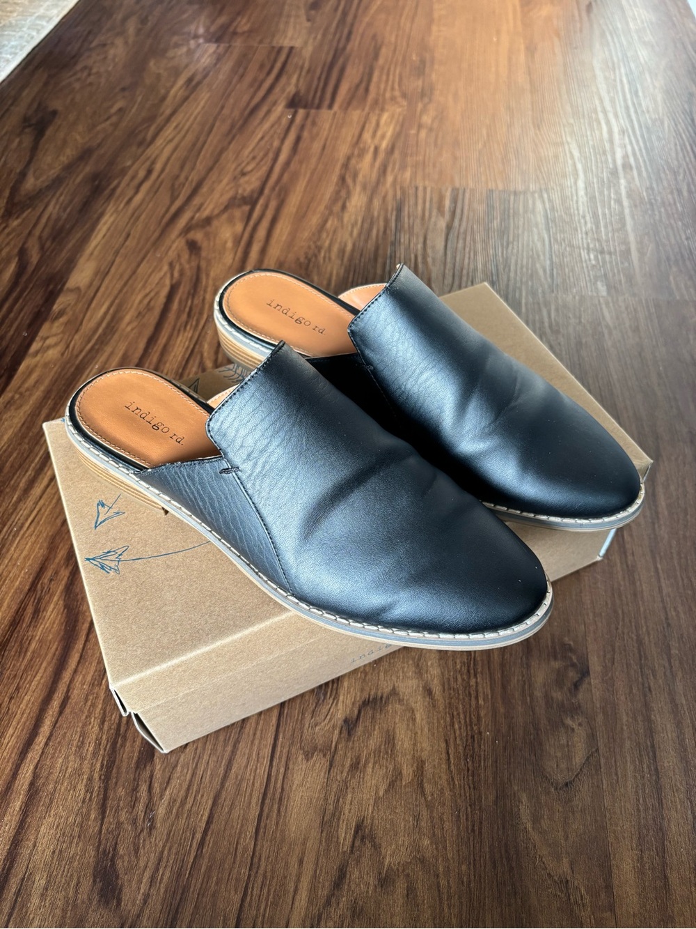 Indigo Rd Black Leather Mule Loafers Slip On Shoes Size 9.5M